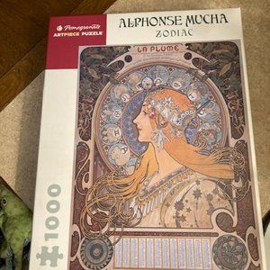 2000 Piece Puzzle - New still in packing, never used